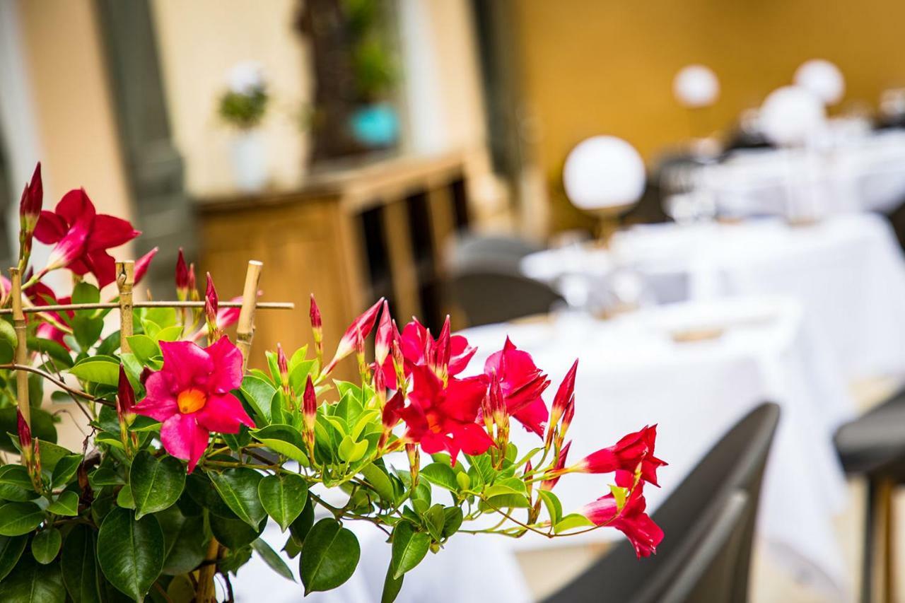 Hotel Restaurant Gastronomique La Huchette Replonges Εξωτερικό φωτογραφία